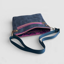 Load image into Gallery viewer, Sarah - navy