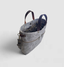 Load image into Gallery viewer, Lila - Stone
