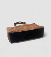 Load image into Gallery viewer, Norah - saddle
